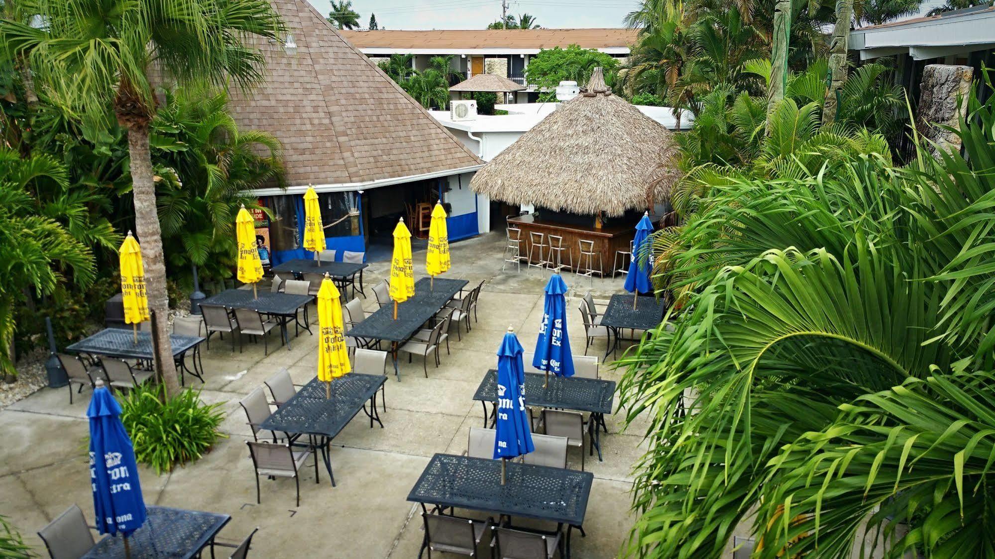 Dolphin Key Resort - Cabo Coral Exterior foto